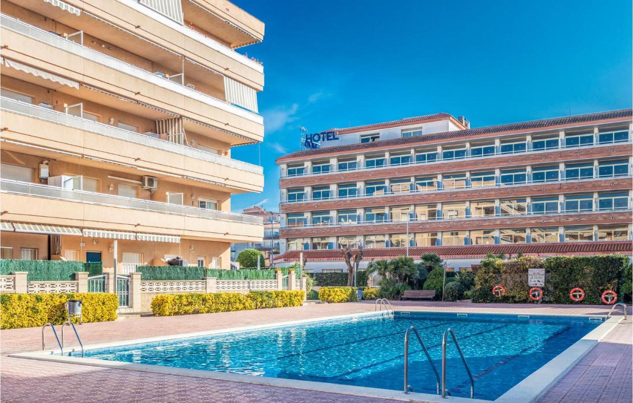 Awesome Apartment In Blanes Zewnętrze zdjęcie