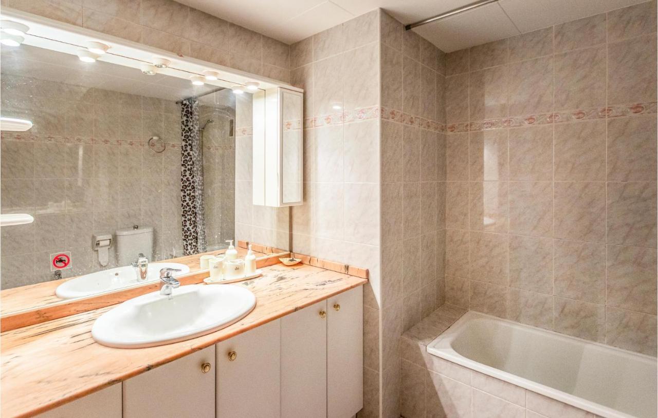Awesome Apartment In Blanes Zewnętrze zdjęcie